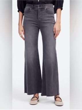 Madewell Flared Wide-Leg Jeans